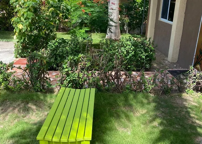 Montego Bay, Ironshore Luxury Blue Apartment Montego Bay
